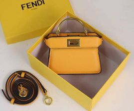 Picture of Fendi Lady Handbags _SKUfw152932699fw